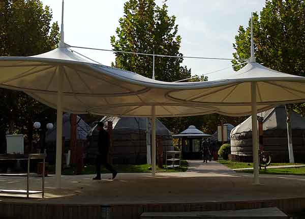 呼和(hé)浩特膜結構膜角的(de)挖弧處理(lǐ)