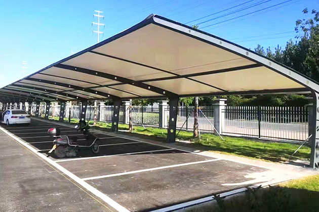 膜結構車(chē)棚廠(chǎng)家(jiā)在膜建築設計(jì)中要(yào)綜合考慮運用(yòng)