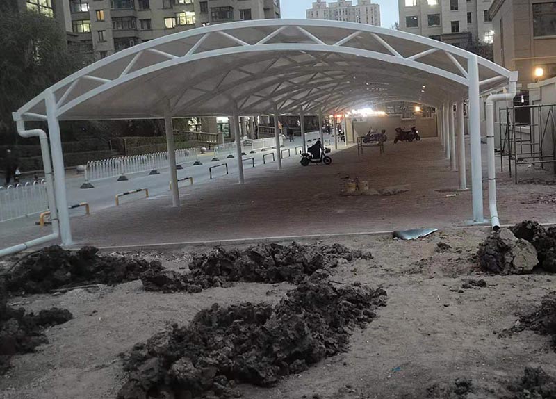 呼和(hé)浩特張拉膜的(de)連接處有(yǒu)哪些(xiē)注意事(shì)項