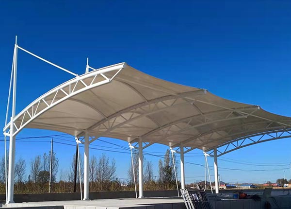 呼和(hé)浩特膜結構材料應如(rú)何做(zuò)選擇？