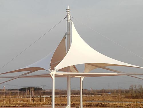 呼和(hé)浩特膜結構的(de)支撐結構需要(yào)考慮哪些(xiē)因素？